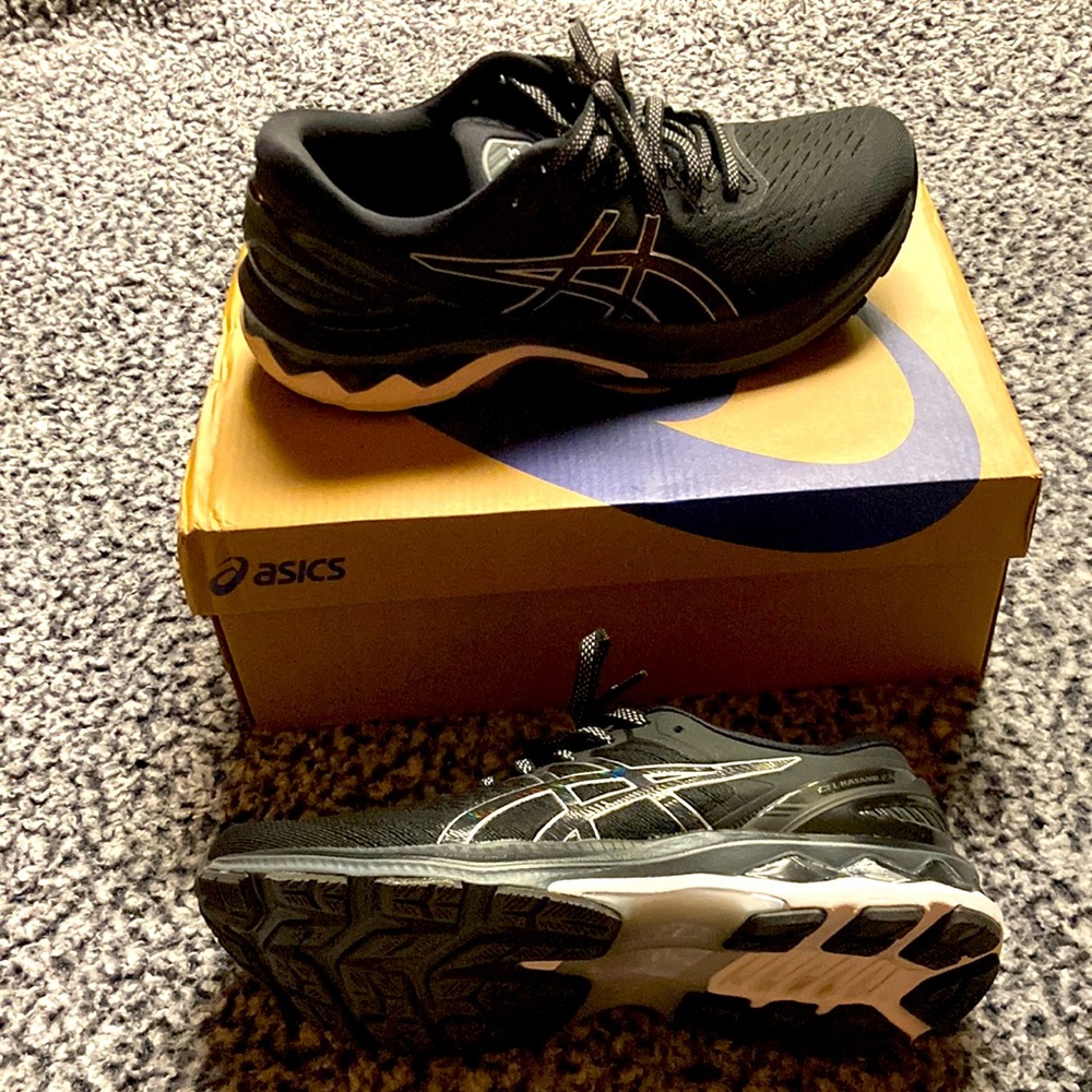 ASICS Gel Kayano 27 Running Shoes